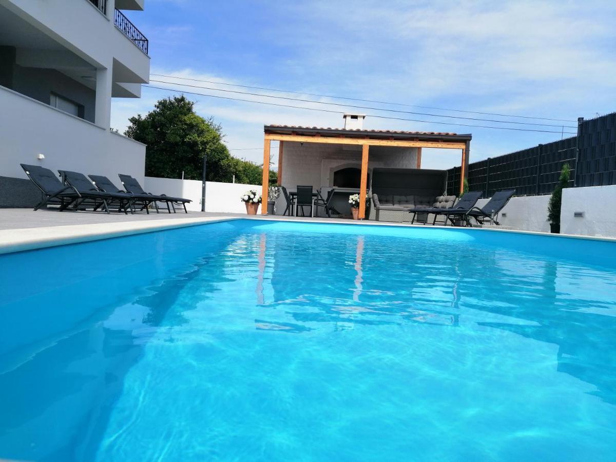 Villa Apartments Aa 1 トロギール エクステリア 写真